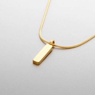 SQUARE PENDANT NECKLACE