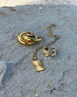 Solenne Necklace
