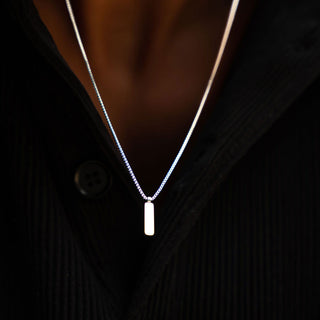 BOX PENDANT NECKLACE