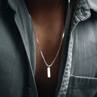 BOX PENDANT NECKLACE