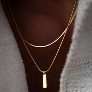 SQUARE PENDANT NECKLACE